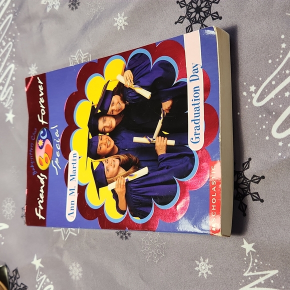 Bundle of 3 The Baby-Sitters Club Books - Picture 8 of 9